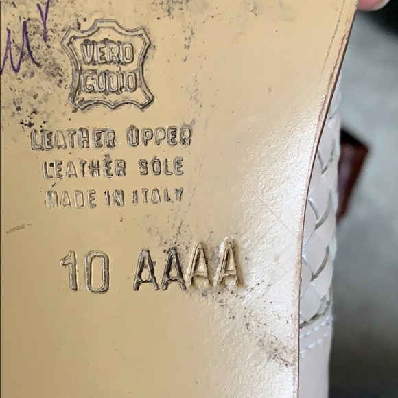 Heeled leather Italian loafers - Picture 4 of 6